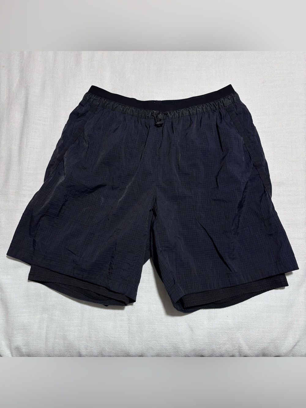 Men’s Nike Sportswear Tech Pack Woven Shorts | Size Large | Black | CU3754-010